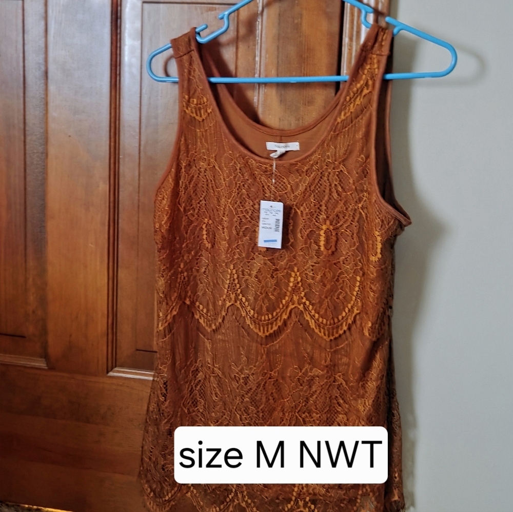 Lace Tank Top in Rich Brown